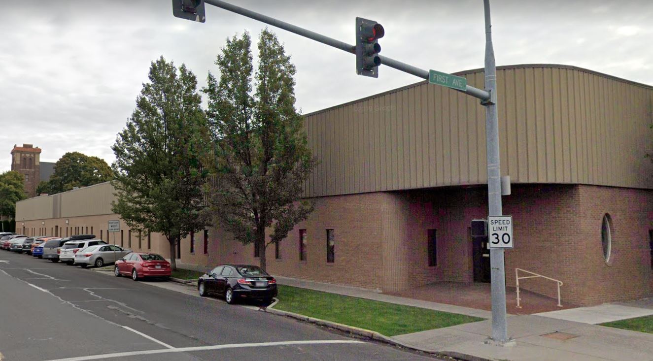 102 E Poplar St, Walla Walla, WA 99362 Commercial Building in