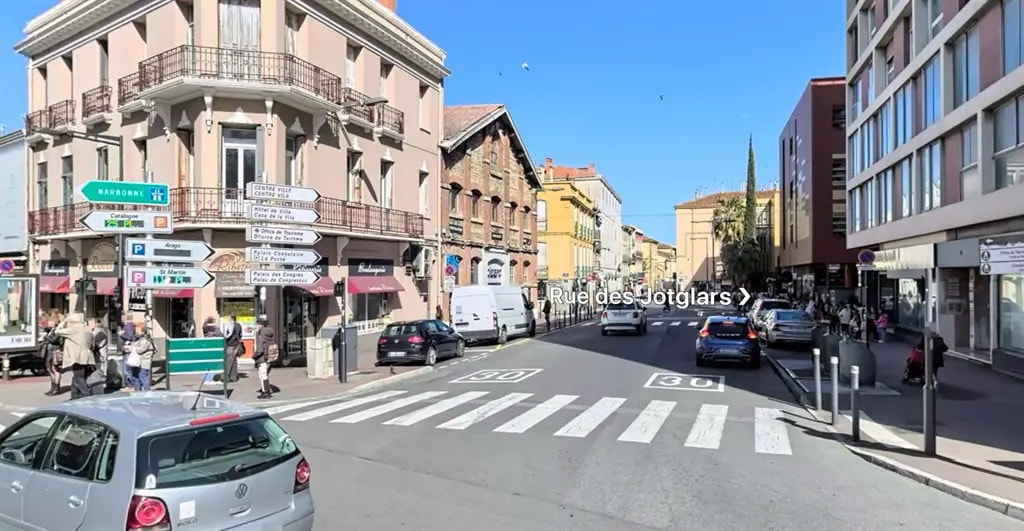 Retail in Perpignan for lease Building Photo- Image 1 of 6
