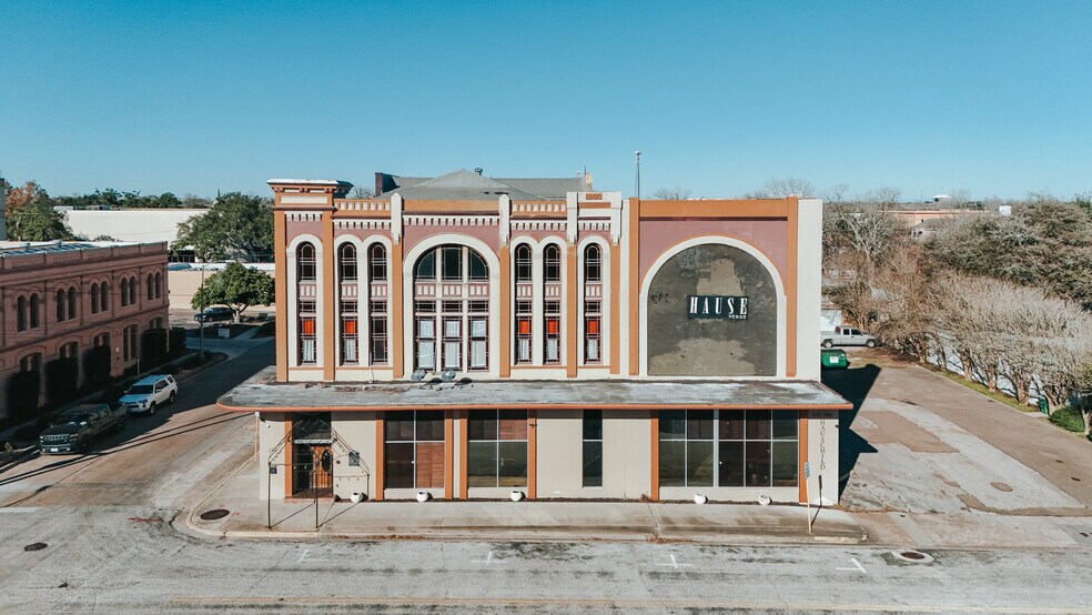 202 E Forrest St, Victoria, TX for sale - Building Photo - Image 1 of 1