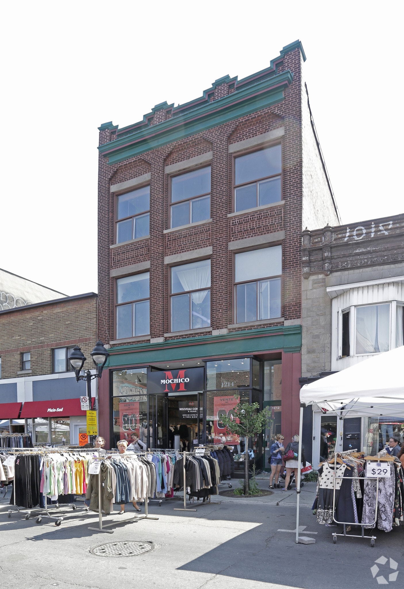 1214 Av du Mont-Royal E, Montréal, QC for lease Primary Photo- Image 1 of 3