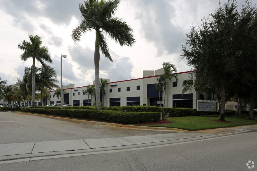 1700-1740 Corporate Dr, Boynton Beach, FL for sale - Building Photo - Image 1 of 1