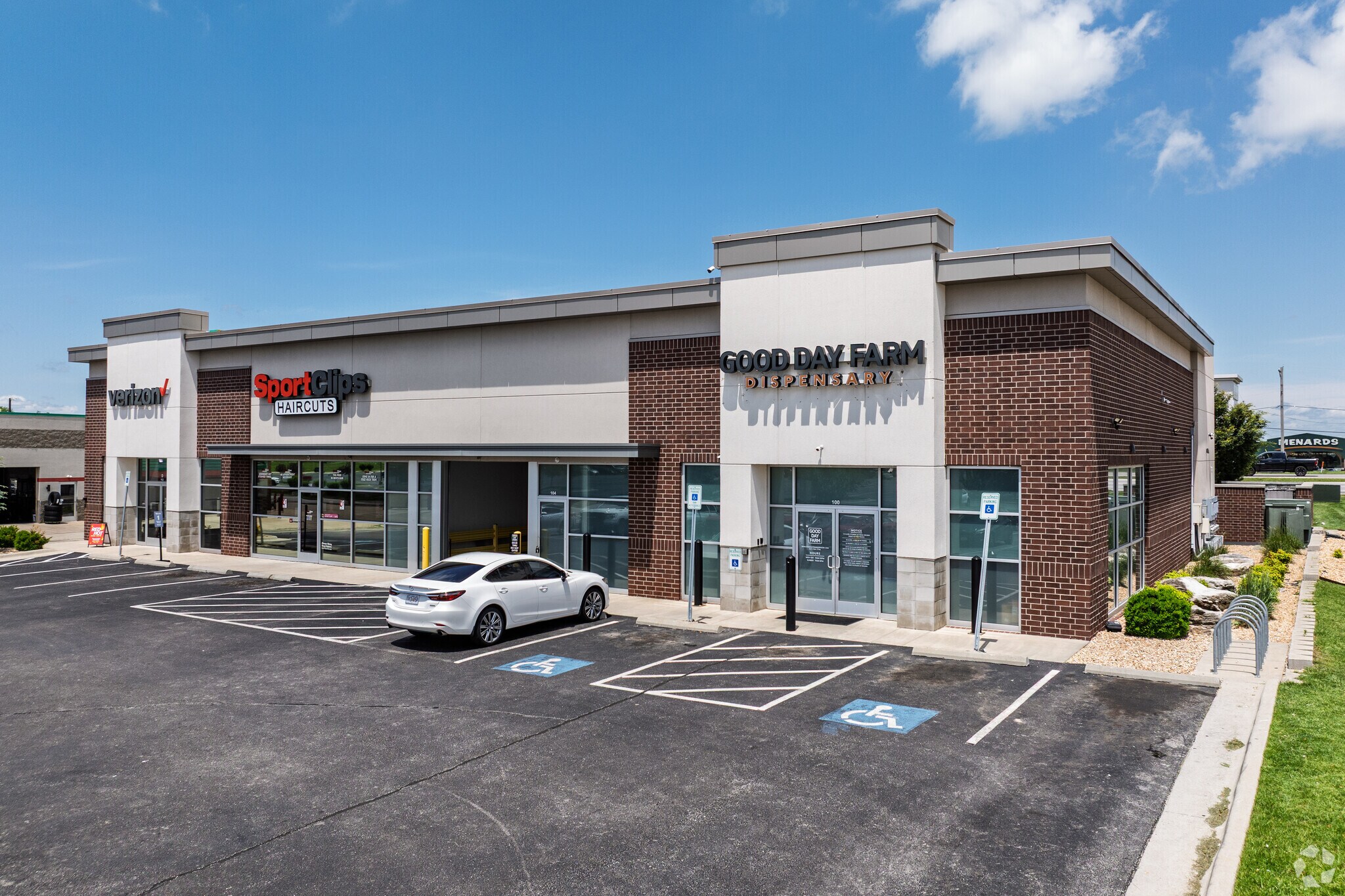 3800 W Sunshine St, Springfield, MO for sale Primary Photo- Image 1 of 1