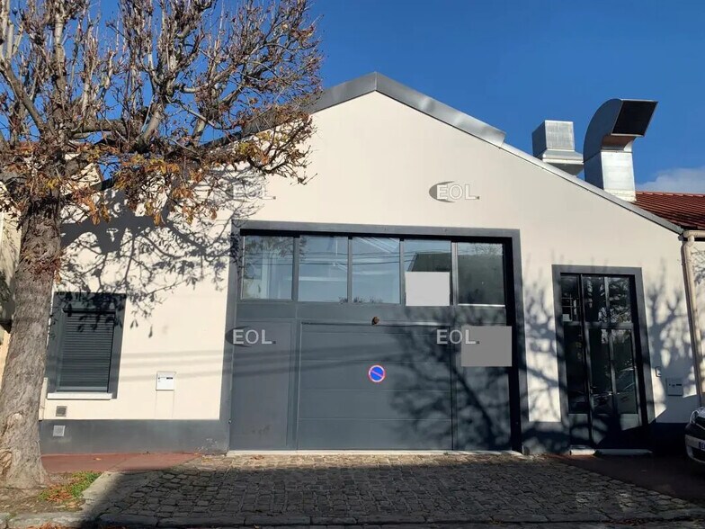 Flex in Saint-Maur-des-Fossés for sale - Building Photo - Image 1 of 8