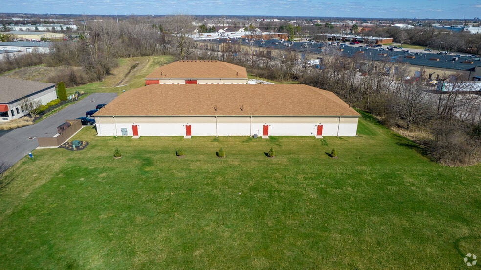 4121-4133 Weaver Ct, Hilliard, OH for lease - Building Photo - Image 2 of 12