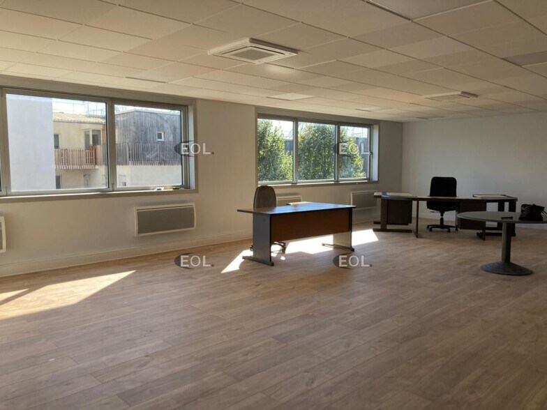 Office in Chevilly-Larue for lease - Interior Photo - Image 3 of 4