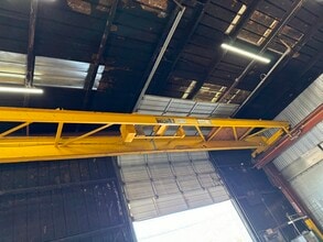 658 Omaha Dr, Corpus Christi, TX for lease Interior Photo- Image 2 of 16