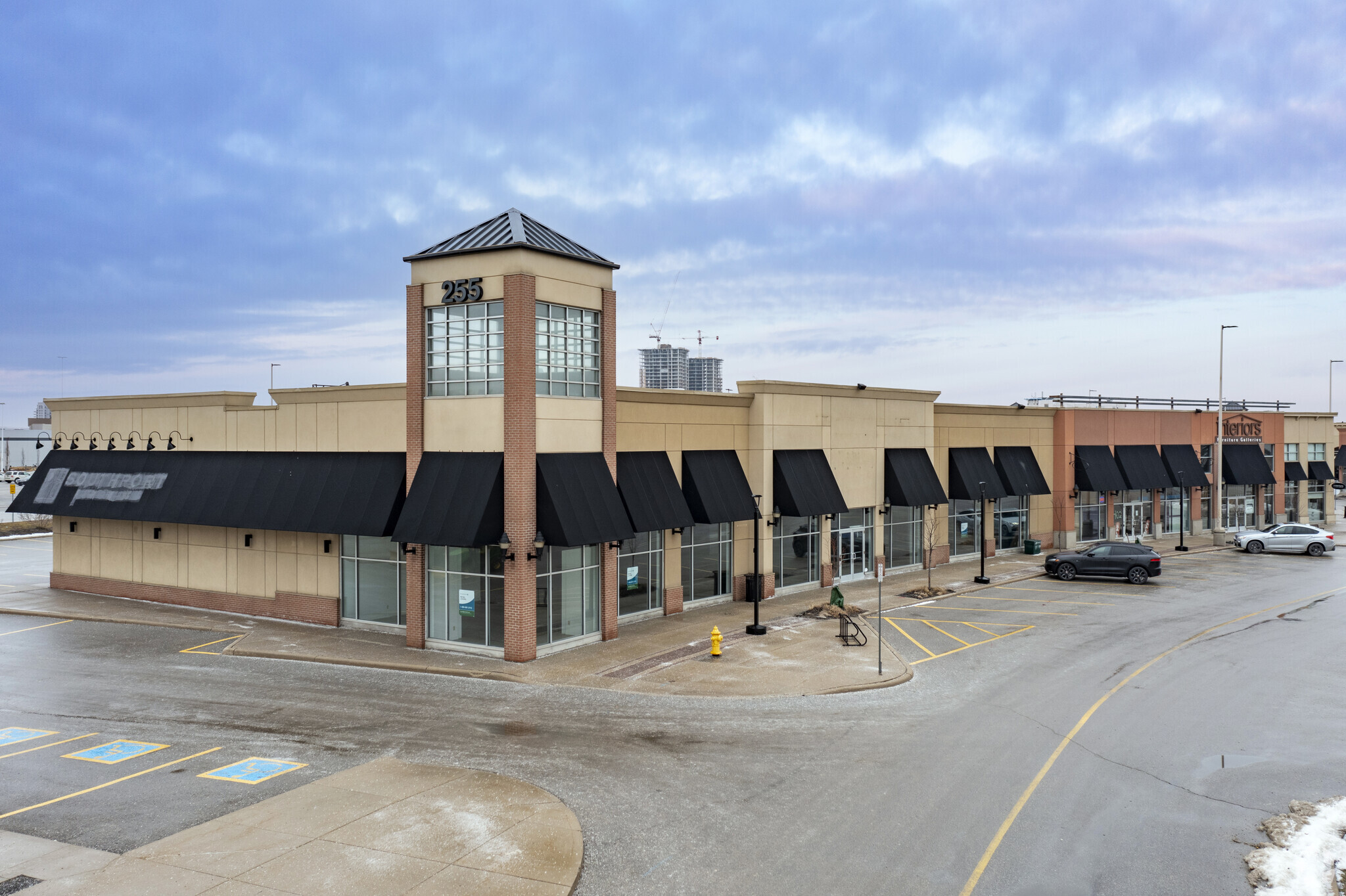 255-299 Bass Pro Mills Dr, Vaughan, ON for lease Primary Photo- Image 1 of 6