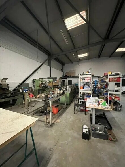 Industrial in Cugnaux for lease - Interior Photo - Image 3 of 3