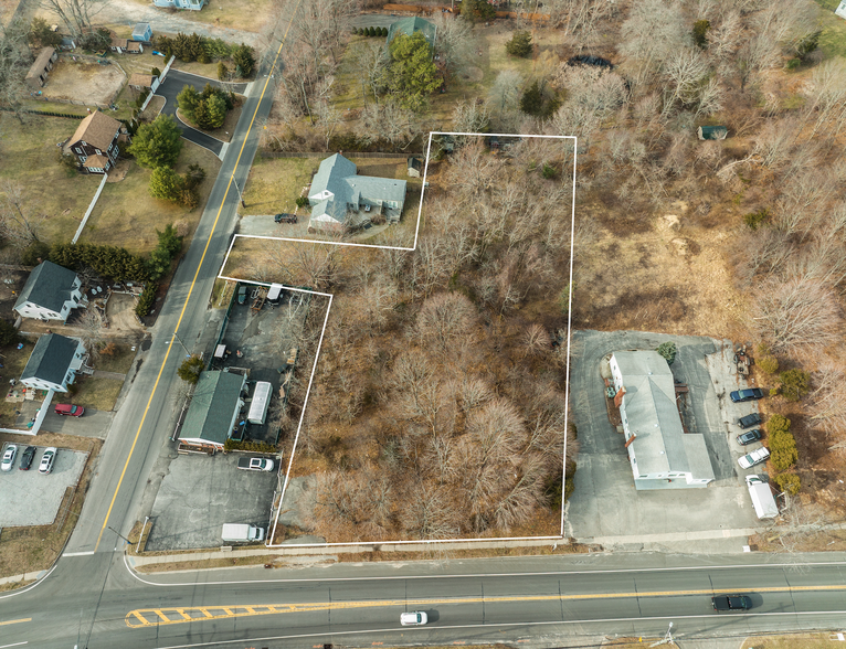 710 Main Road, Aquebogue, NY for sale - Primary Photo - Image 1 of 1