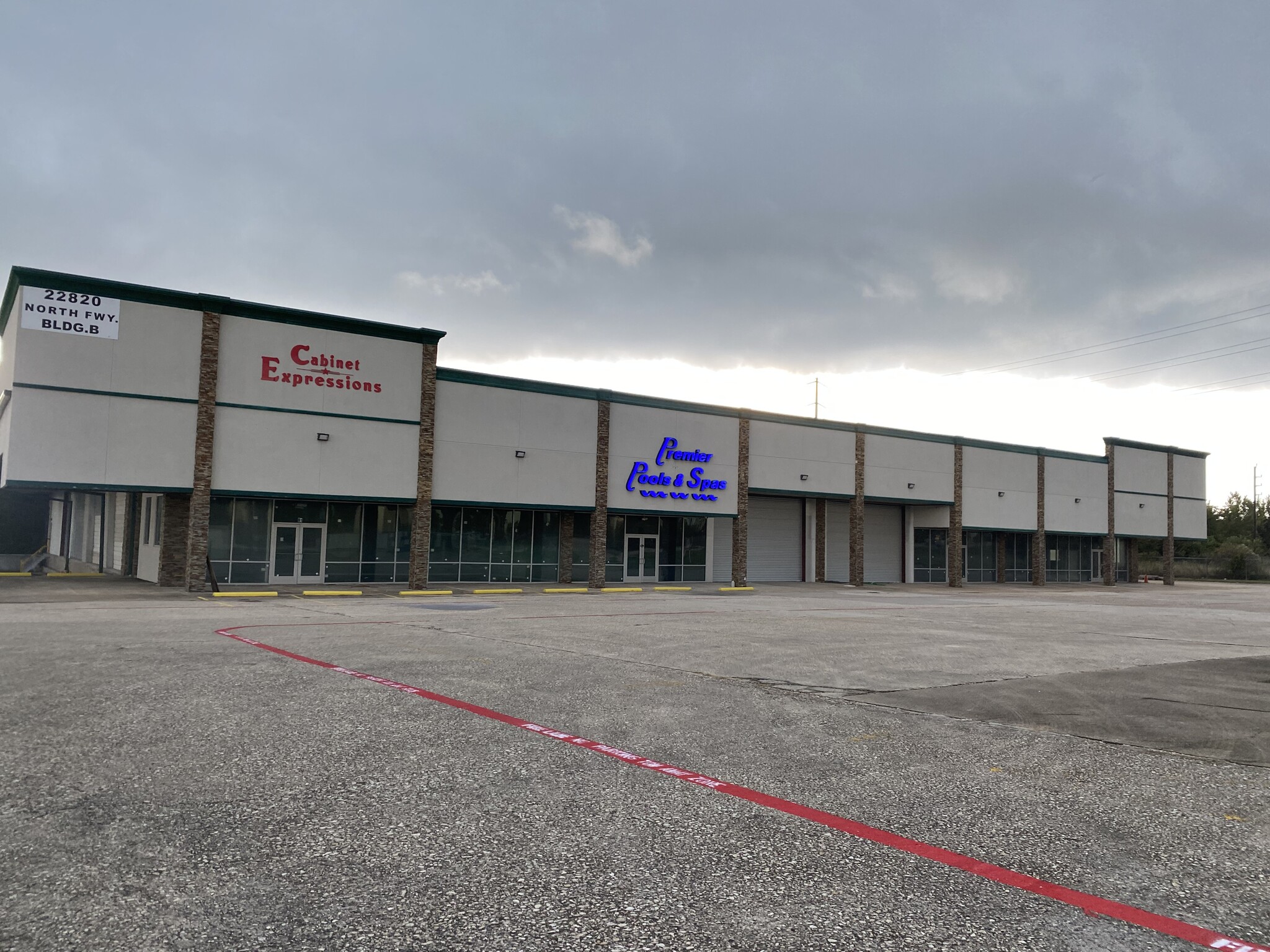 22820 Interstate 45, Spring, TX for lease Building Photo- Image 1 of 8