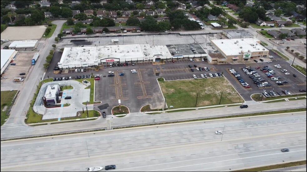 2000-2100 State Hwy 146, Seabrook, TX for lease - Commercial Listing Video - Image 2 of 4