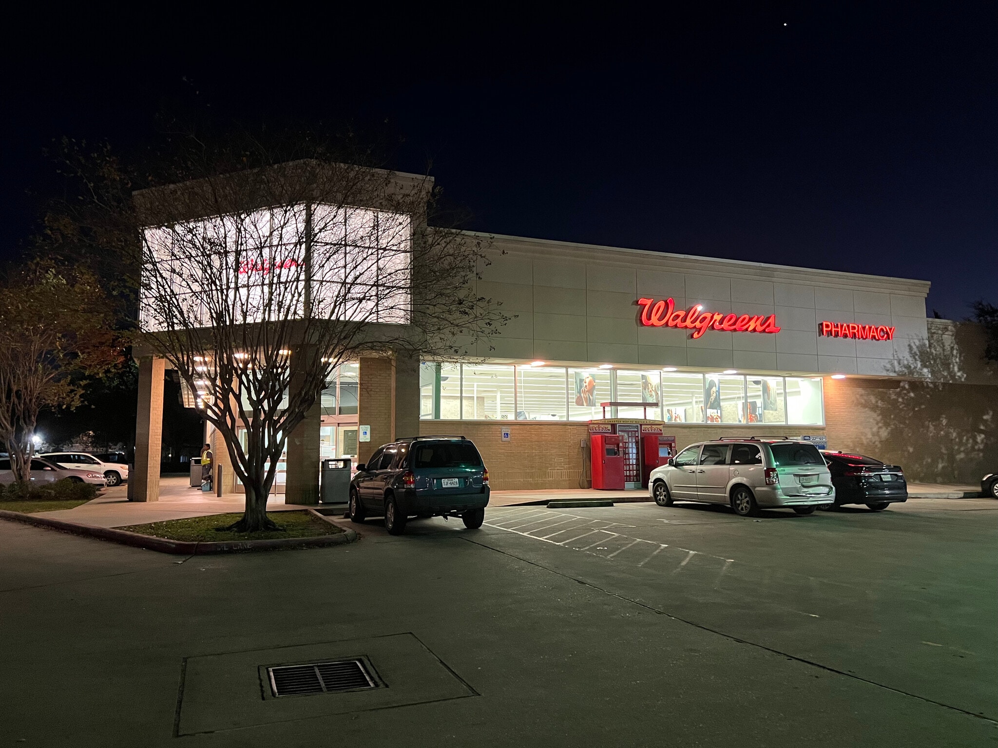 101 W Southmore Ave, Pasadena, TX for lease Building Photo- Image 1 of 11