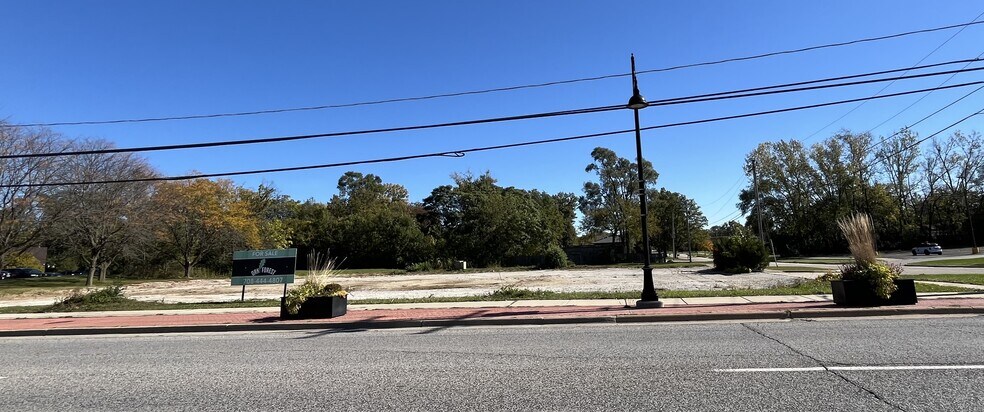 15229 Cicero Ave, Oak Forest, IL for sale - Building Photo - Image 2 of 10