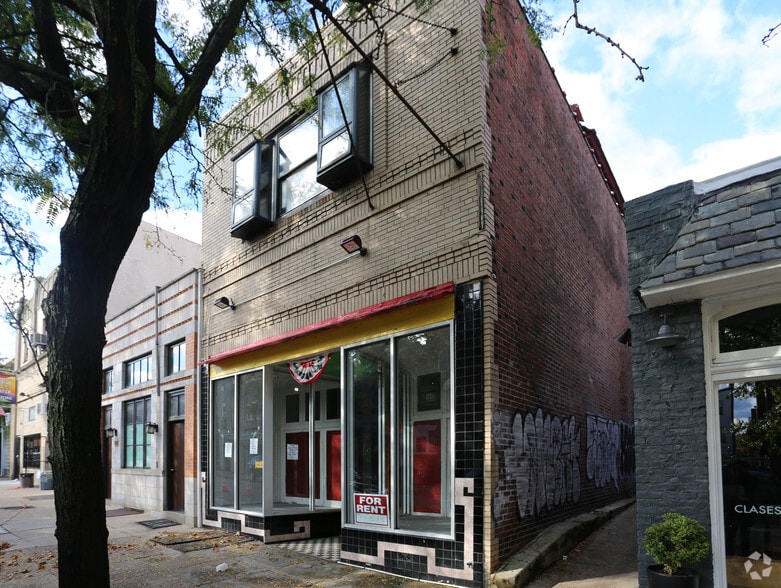 210 S 45th St, Philadelphia, PA for lease - Primary Photo - Image 1 of 8