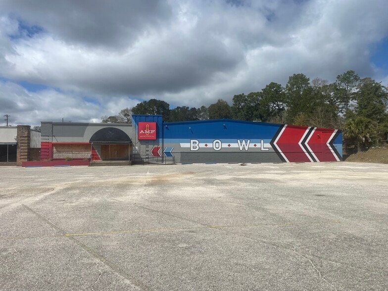 4120-4124 Government Blvd, Mobile, AL for lease - Building Photo - Image 1 of 2