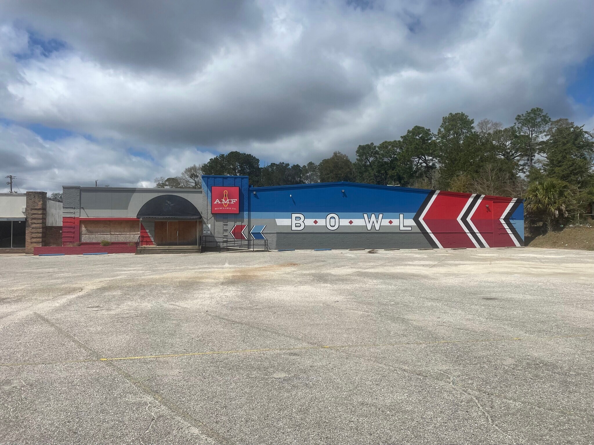 4120-4124 Government Blvd, Mobile, AL for lease Building Photo- Image 1 of 3