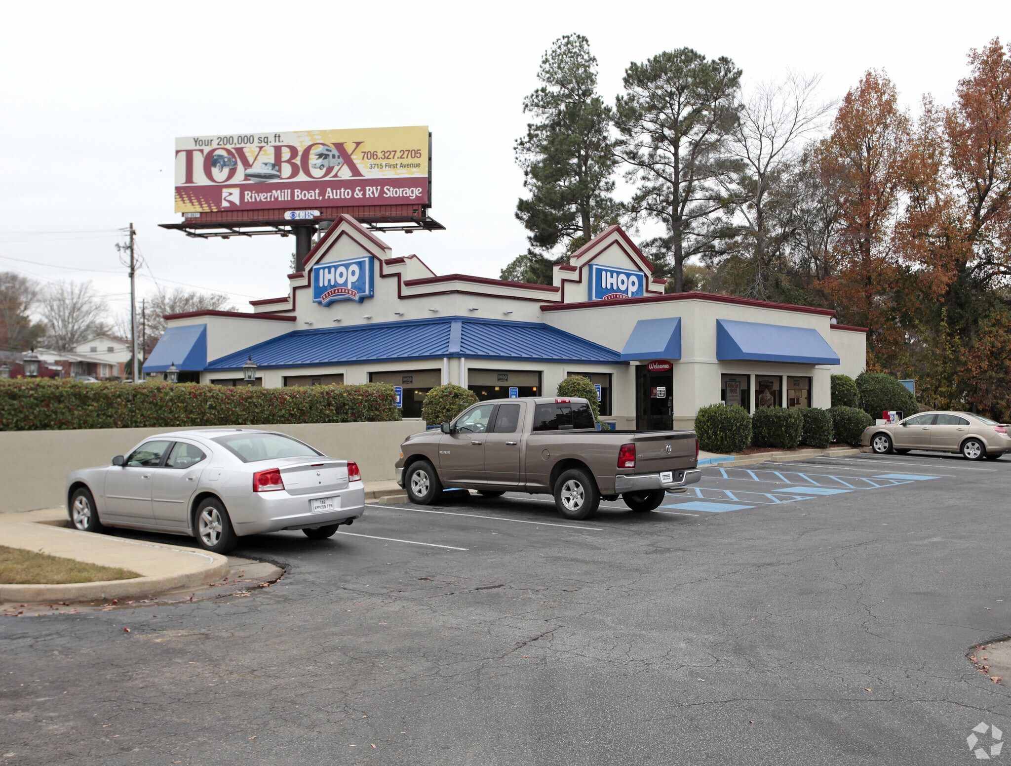 2111 Airport Trwy, Columbus, GA for sale Primary Photo- Image 1 of 1