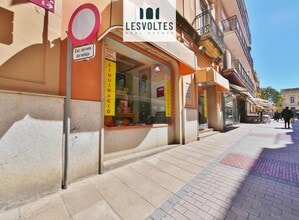 Retail in Palafrugell, Gerona for lease Building Photo- Image 2 of 24