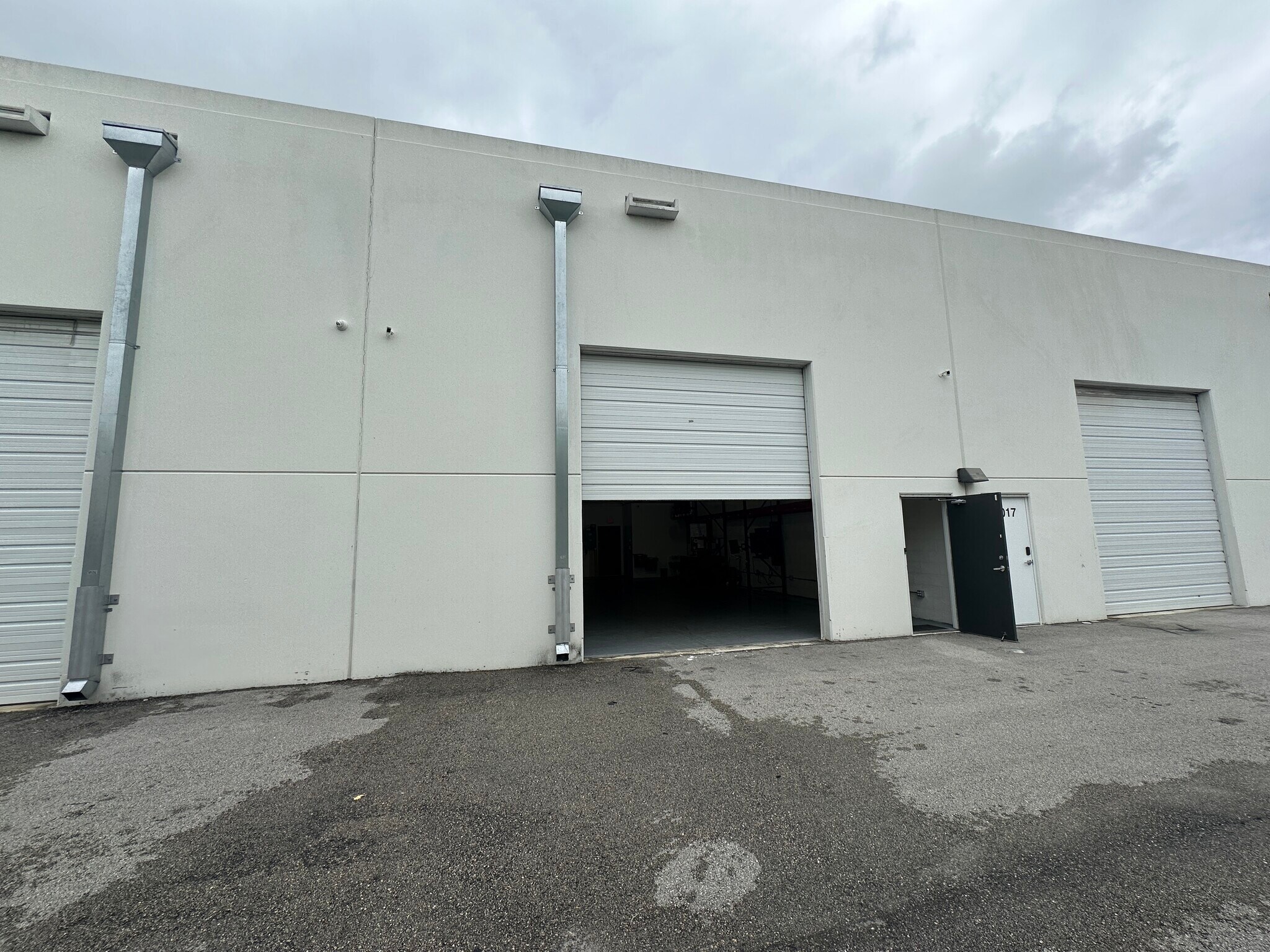 2017 NW 135th Ave, Miami, FL for sale Primary Photo- Image 1 of 1