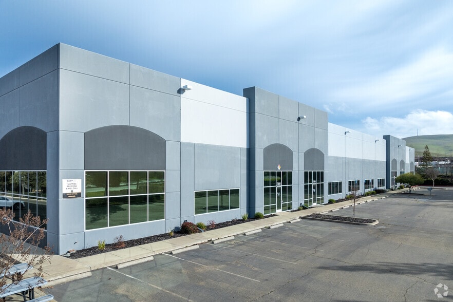 7800-7848 Las Positas Rd, Livermore, CA for sale - Building Photo - Image 1 of 1