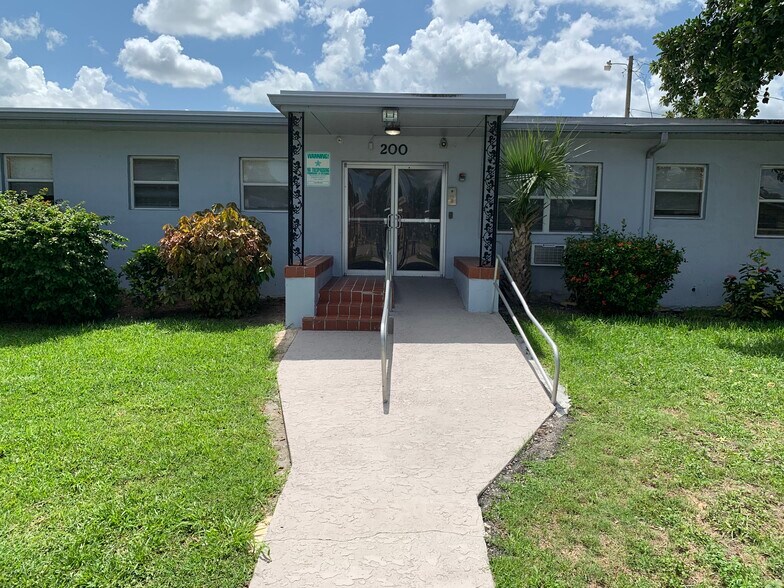 200 SW 9th St, Belle Glade, FL for sale - Building Photo - Image 1 of 1