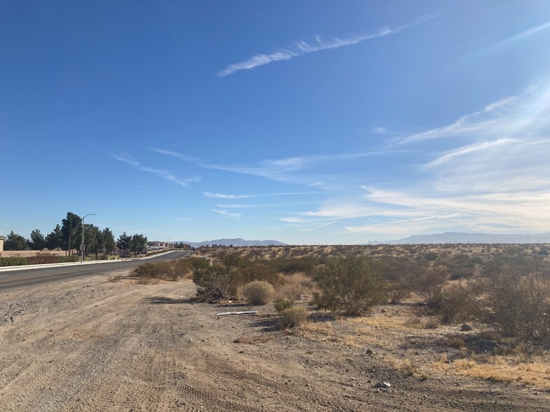 Cobalt Rd at Hook Blvd, Victorville, CA for sale - Building Photo - Image 3 of 3