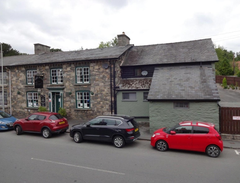 East St, Rhayader for sale Primary Photo- Image 1 of 1