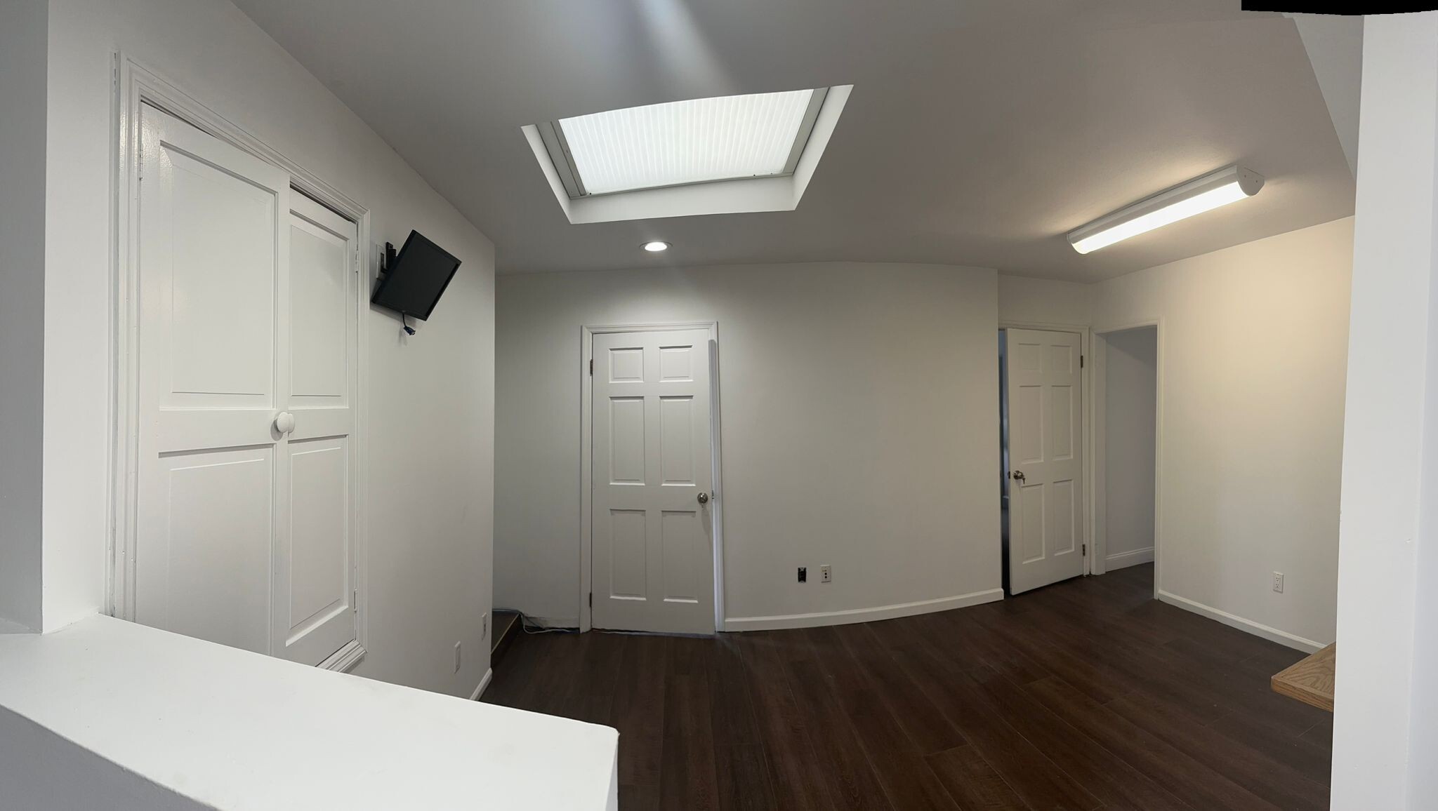 200 Willis Ave, Mineola, NY for lease Interior Photo- Image 1 of 4