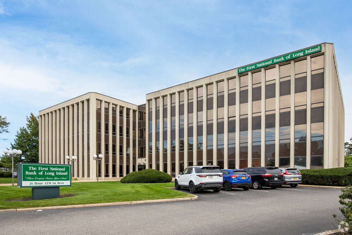 555 Broadhollow Rd, Melville, NY 11747 555 Plaza