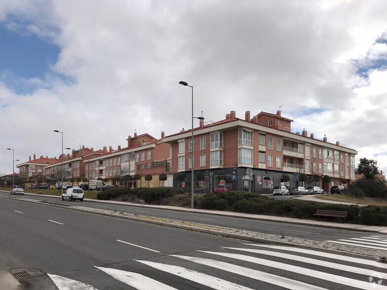 Calle Rejero Lorenzo de Ávila, Ávila, Ávila for sale - Primary Photo - Image 1 of 2