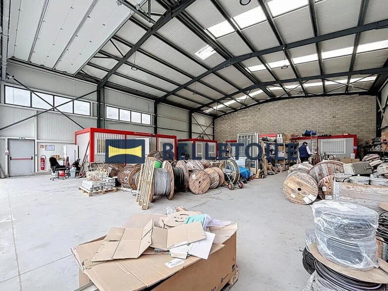 Industrial in Vigneux-sur-Seine for lease - Interior Photo - Image 3 of 8