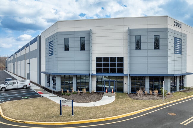More details for 2000 International Dr, Mount Olive, NJ - Industrial for Lease
