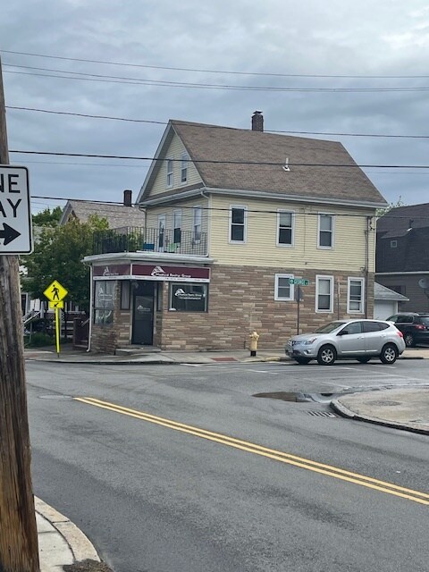 121-123 Winthrop St, Medford, MA for sale Building Photo- Image 1 of 1