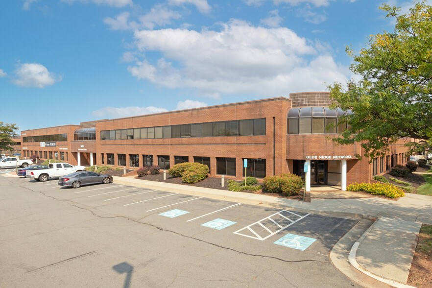 8536 Terminal Rd, Lorton, VA 22079 - Newington Business Center | LoopNet