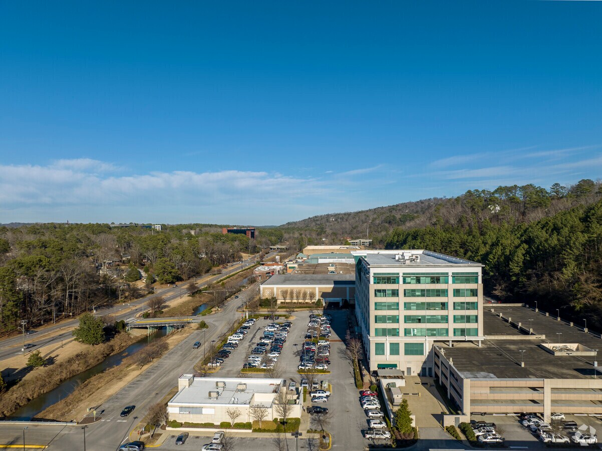 569 Brookwood Village, Birmingham, AL 35209