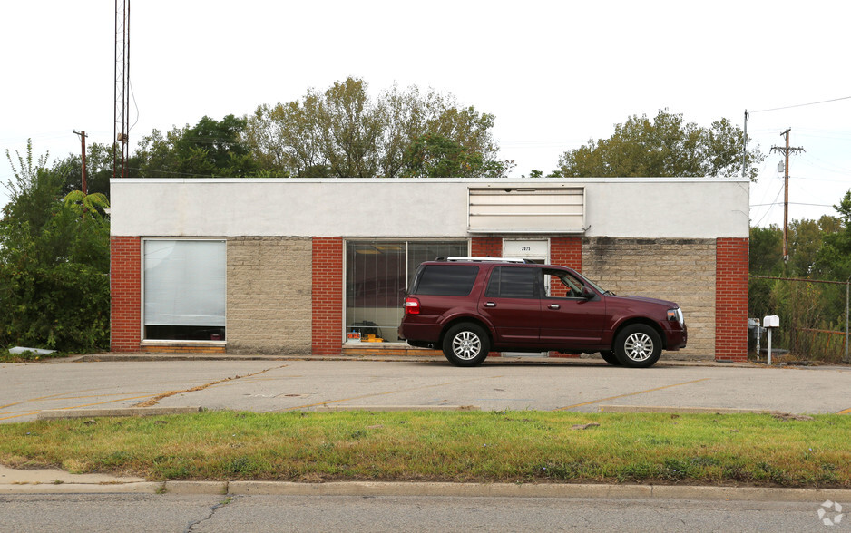 2075 Dryden Rd, Dayton, OH for lease - Building Photo - Image 2 of 5