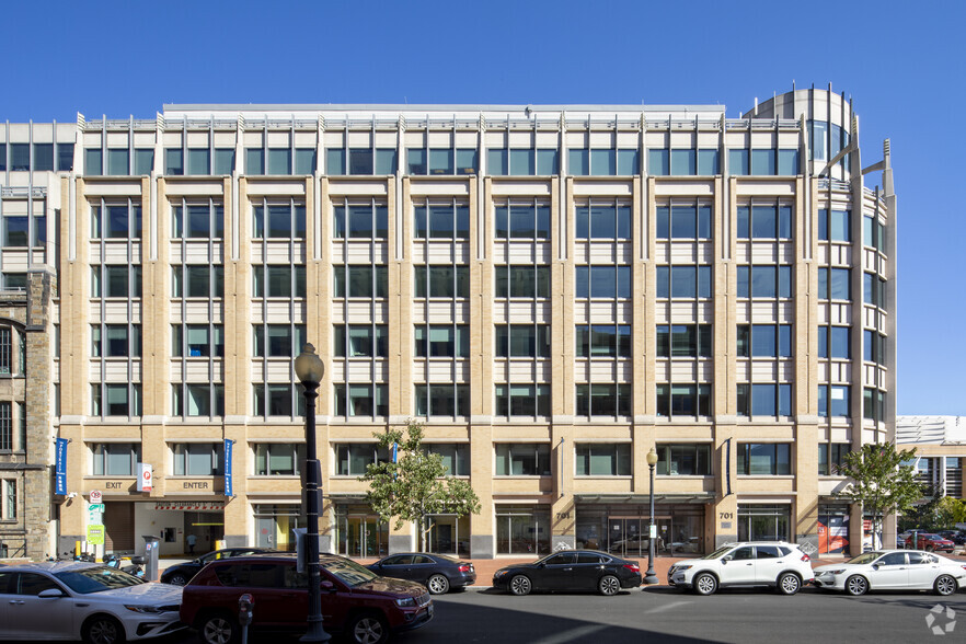 701 8th St NW, Washington, DC for lease - Building Photo - Image 3 of 16