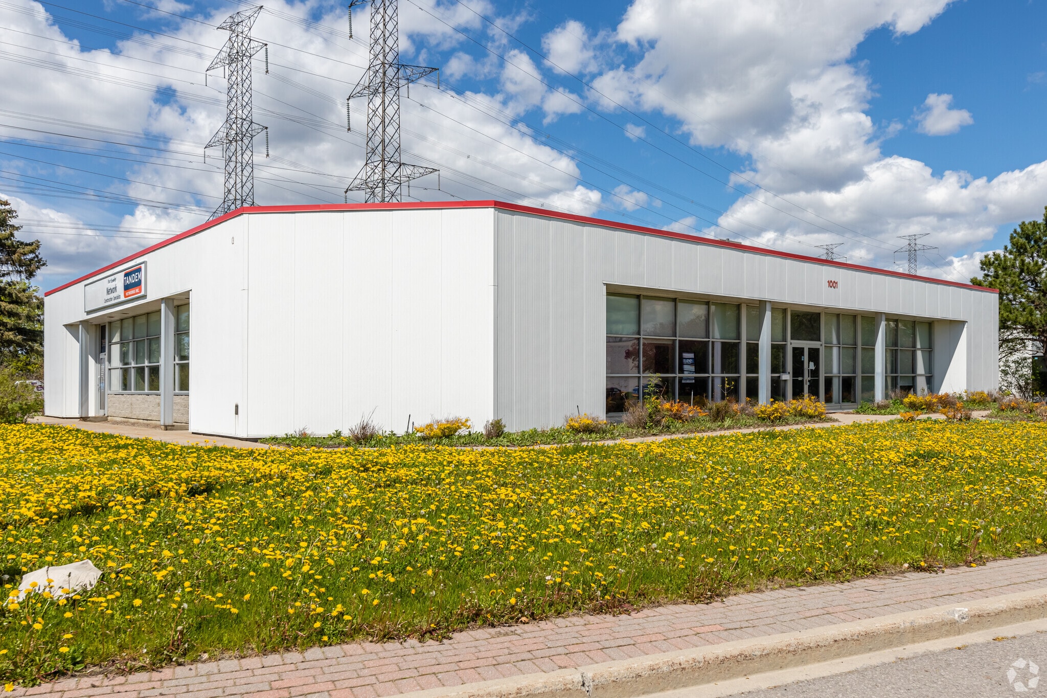 1001 Thomas Spratt Pl, Ottawa, ON for lease Primary Photo- Image 1 of 5