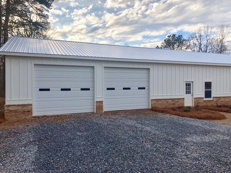 2001 Bridge Rd, Bogart, GA 30622
