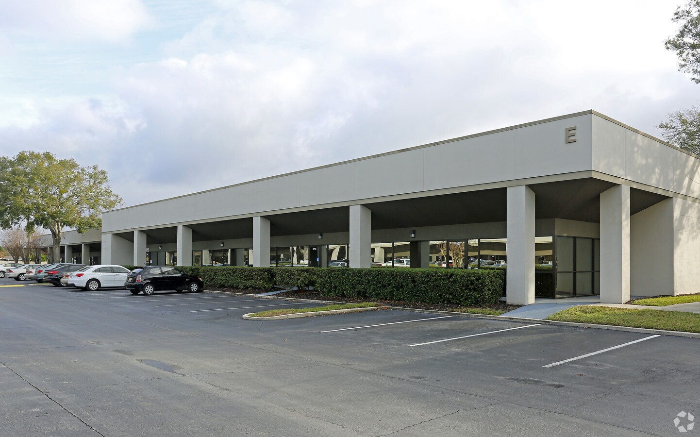 57565774 S Semoran Blvd, Orlando, FL, 32822 Office Space For Lease