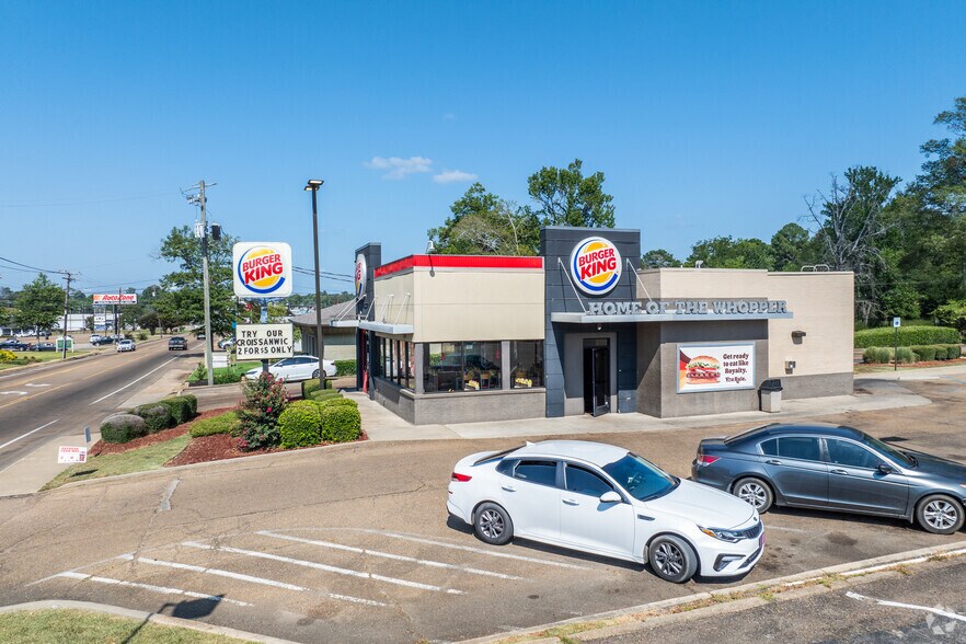 190 W Third St, Forest, MS for sale - Building Photo - Image 1 of 1