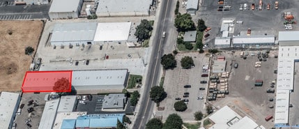 909 N Emerald Ave, Modesto, CA - AERIAL map view