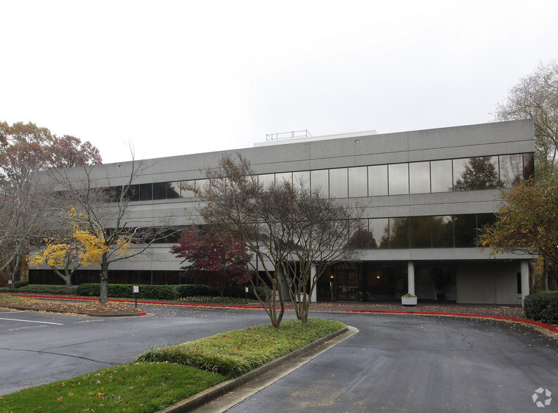 150 Interstate N Pky SE, Atlanta, GA for lease - Building Photo - Image 3 of 7