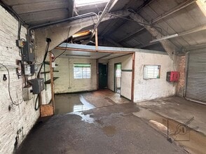 Wharf Rd, Gravesend for lease Interior Photo- Image 2 of 4