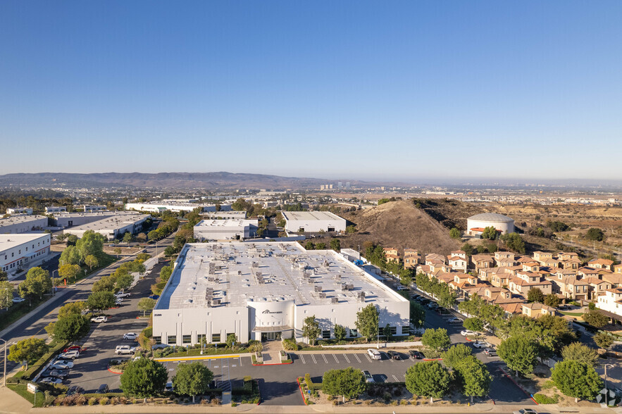 25200 Commercentre Dr, Lake Forest, CA for lease - Aerial - Image 3 of 6