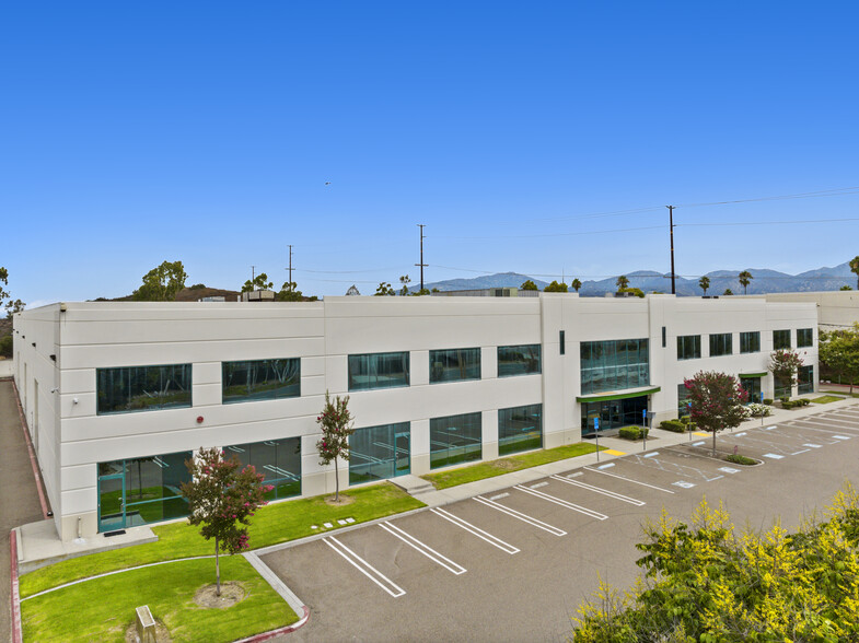 13790 Stowe Dr, Poway, CA for lease - Building Photo - Image 1 of 4