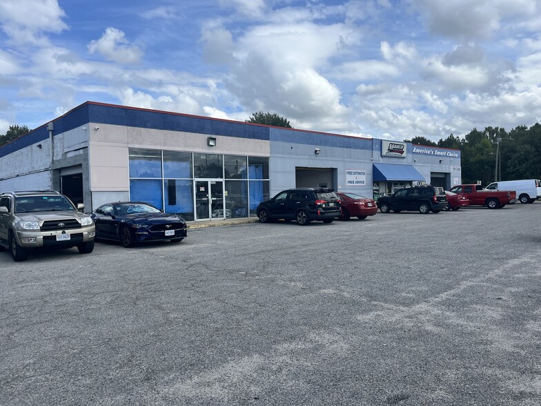 3935-3937 Turnpike Rd, Portsmouth, VA for lease - Building Photo - Image 2 of 7