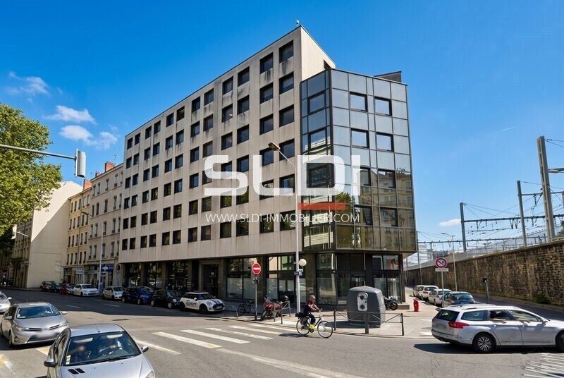 3 Rue Michel Rambaud, Lyon for lease - Building Photo - Image 1 of 3