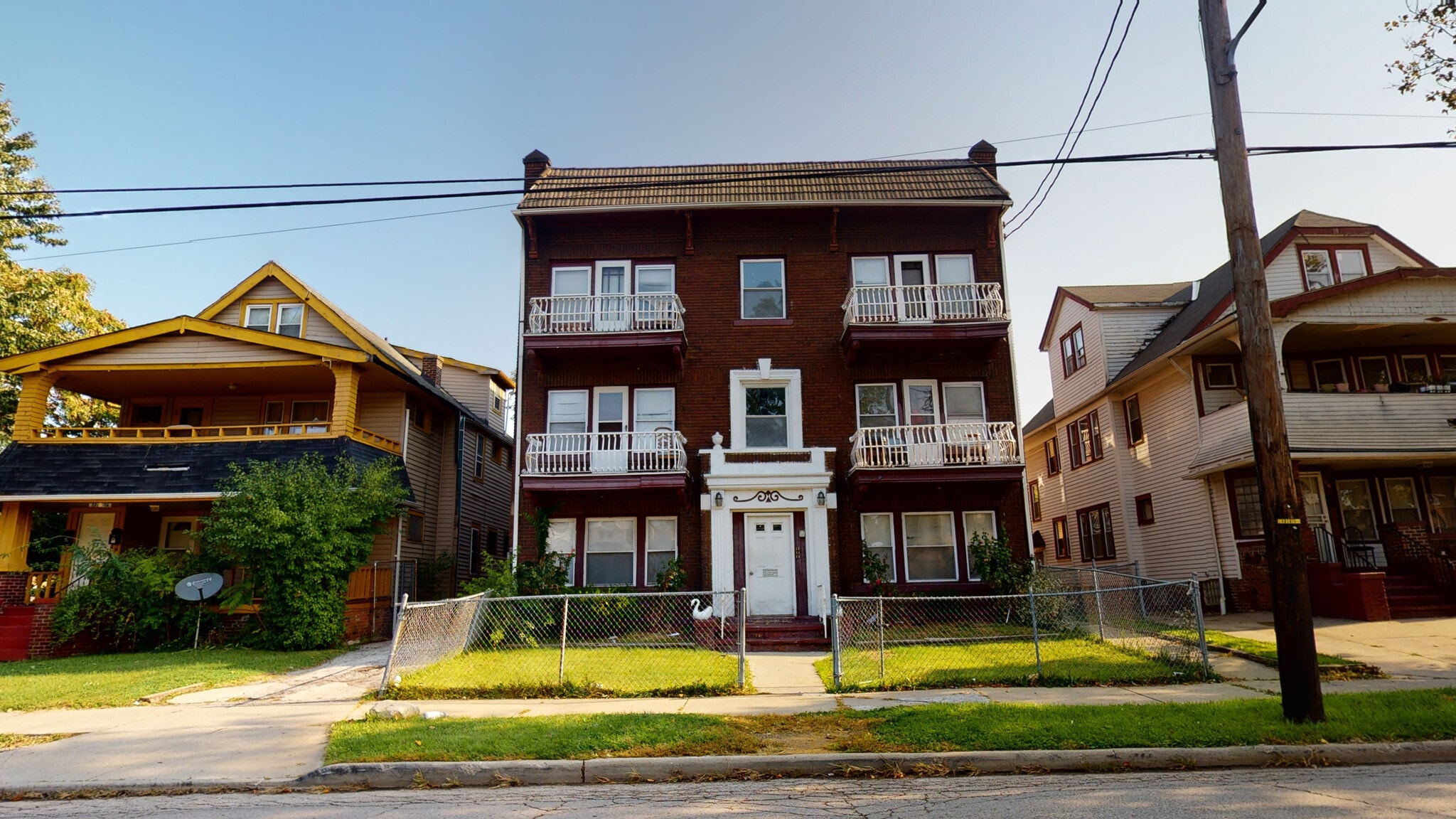 881 Eddy Rd, Cleveland, OH for sale Primary Photo- Image 1 of 7