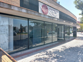 Calle De Móstoles, 78, Fuenlabrada, Madrid for lease Interior Photo- Image 2 of 4